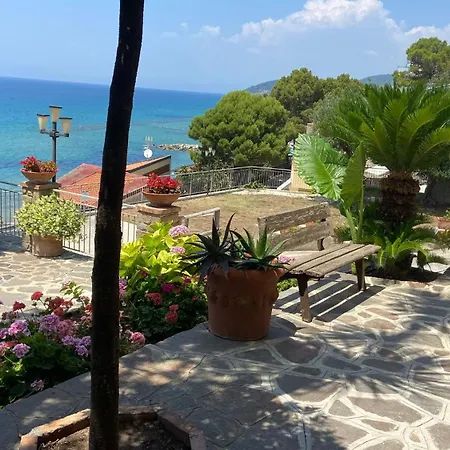 Donna Laura Sea Front Santa Maria di Castellabate