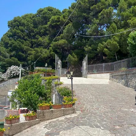 Donna Laura Sea Front Santa Maria di Castellabate