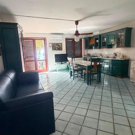 Apartamento Donna Laura Sea Front *